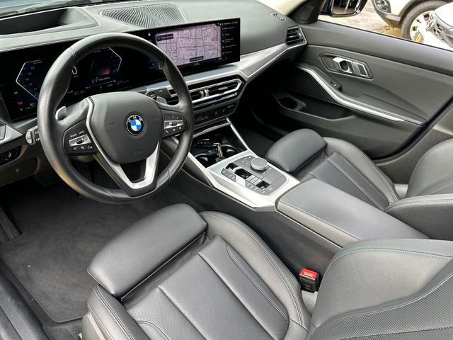 BMW 320i