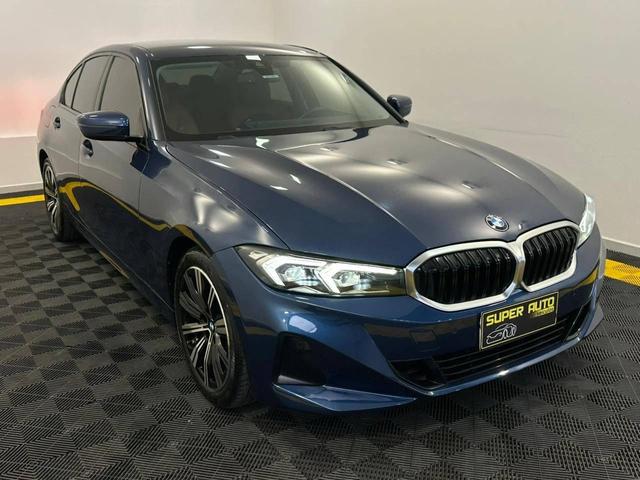 BMW 320i