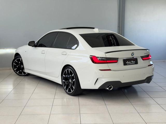 BMW 320i