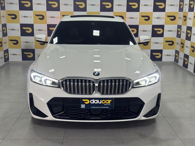 BMW 320i