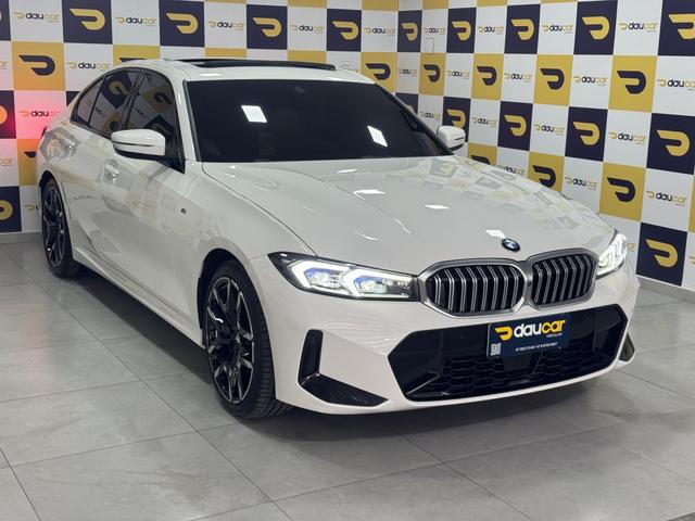 BMW 320i