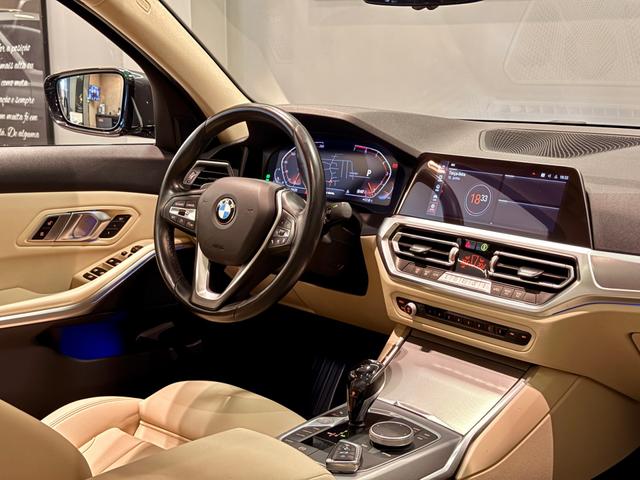 BMW 320i
