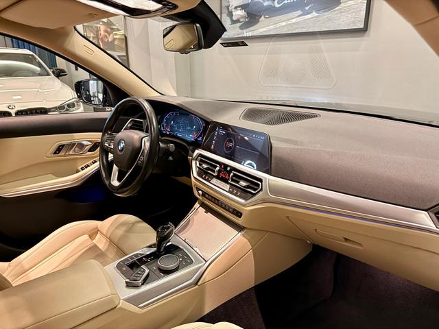 BMW 320i