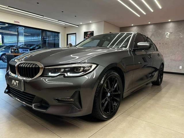 BMW 320i
