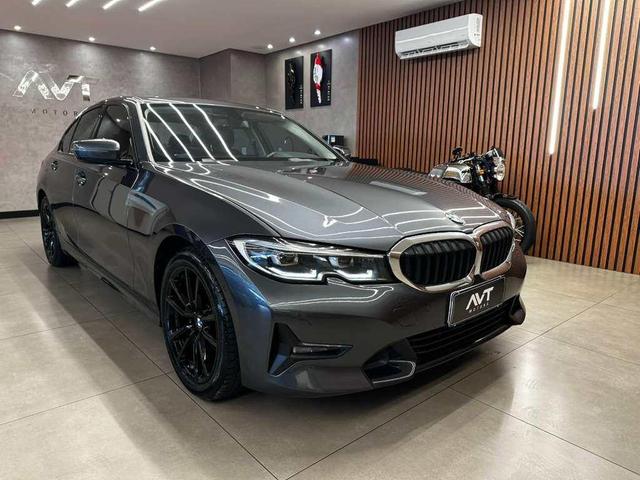 BMW 320i