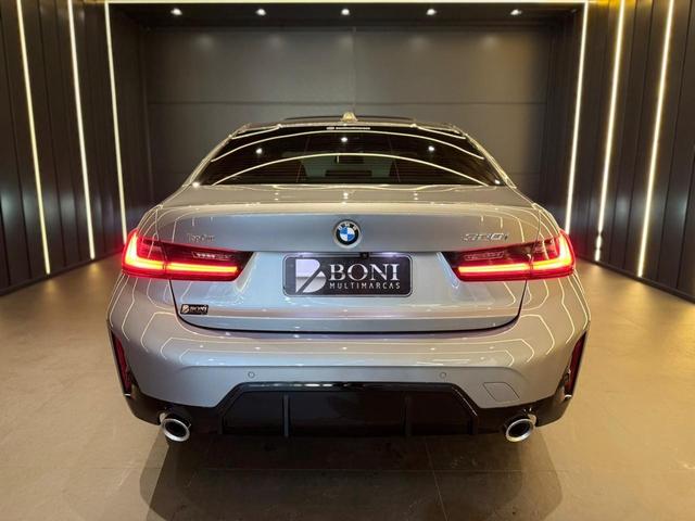 BMW 320i