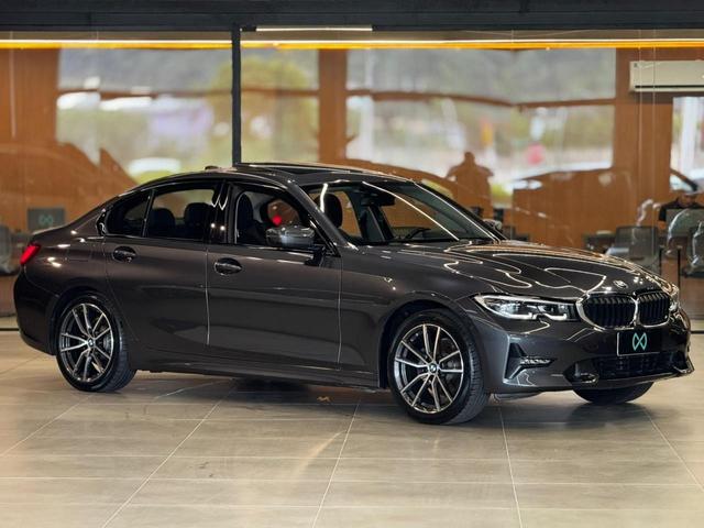 BMW 320i