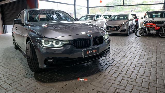 BMW 320i