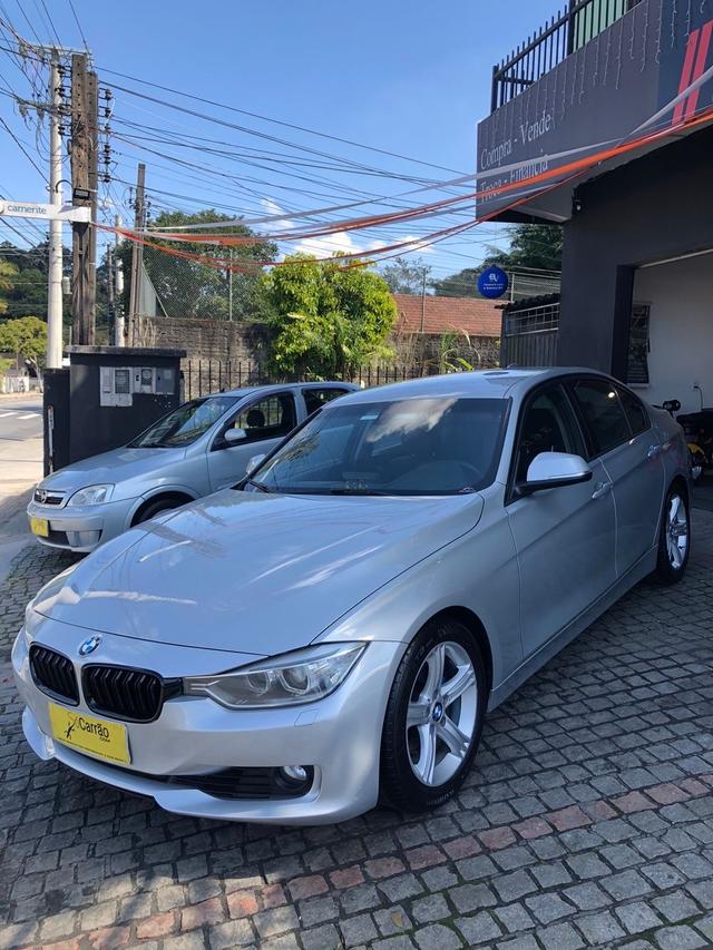 BMW 320i