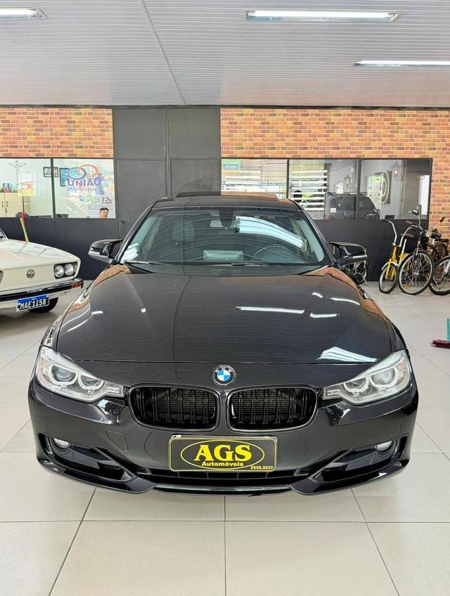 BMW 320i