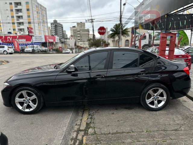 BMW 320i