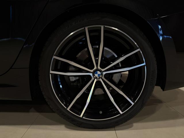 BMW 320iA