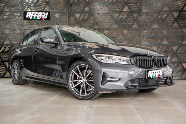 BMW 320iA