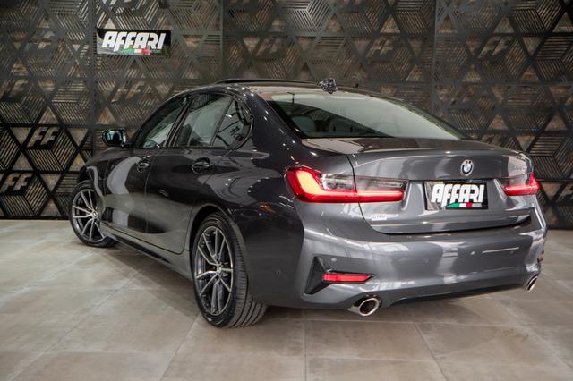 BMW 320iA