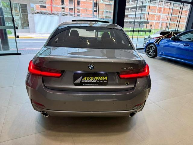 BMW 320iA
