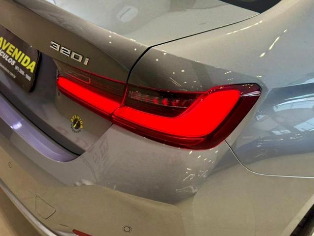 BMW 320iA