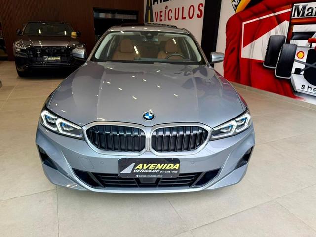BMW 320iA