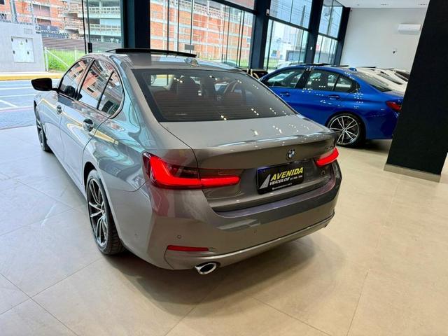 BMW 320iA