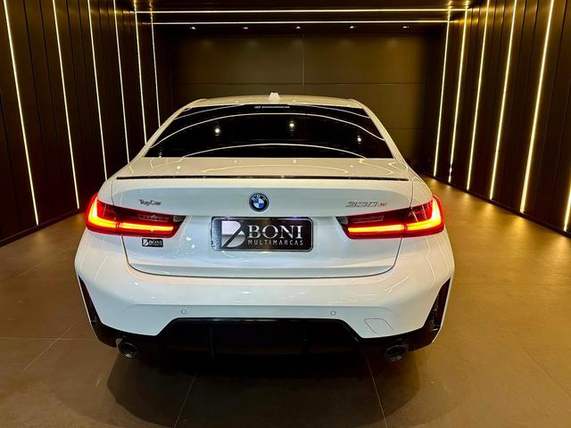 BMW 330e