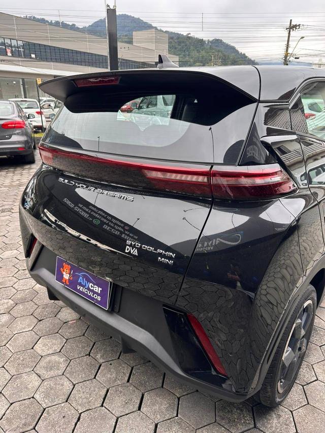 BYD Dolphin Mini