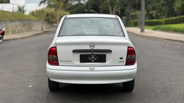 Chevrolet Corsa Sedan