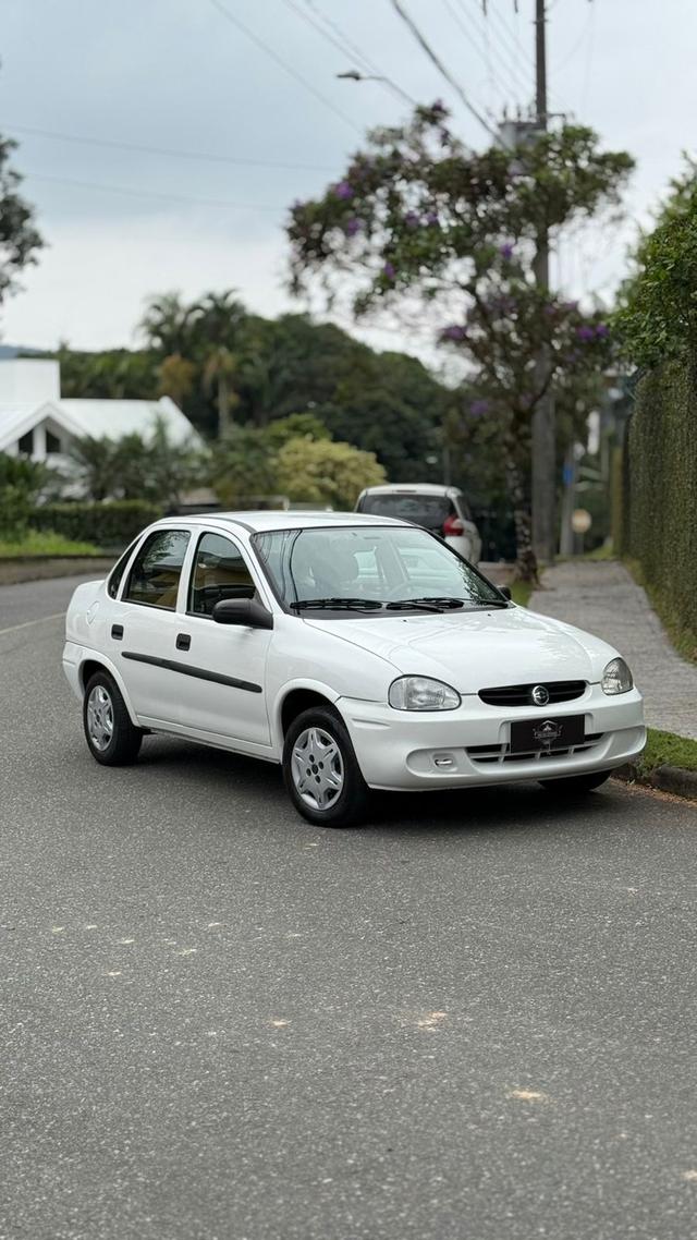 Chevrolet Corsa Sedan