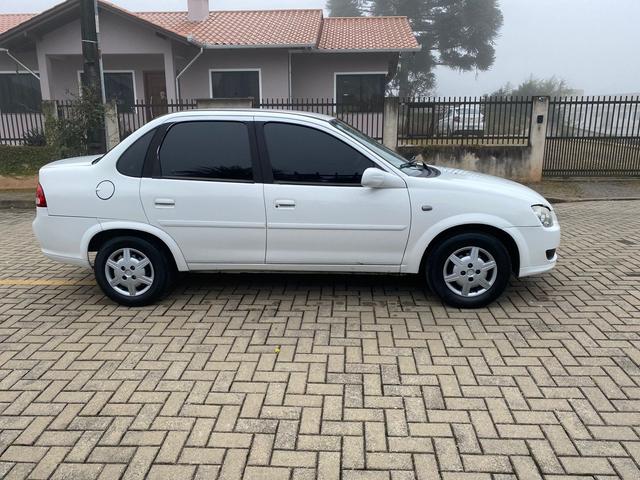 Chevrolet Corsa Sedan