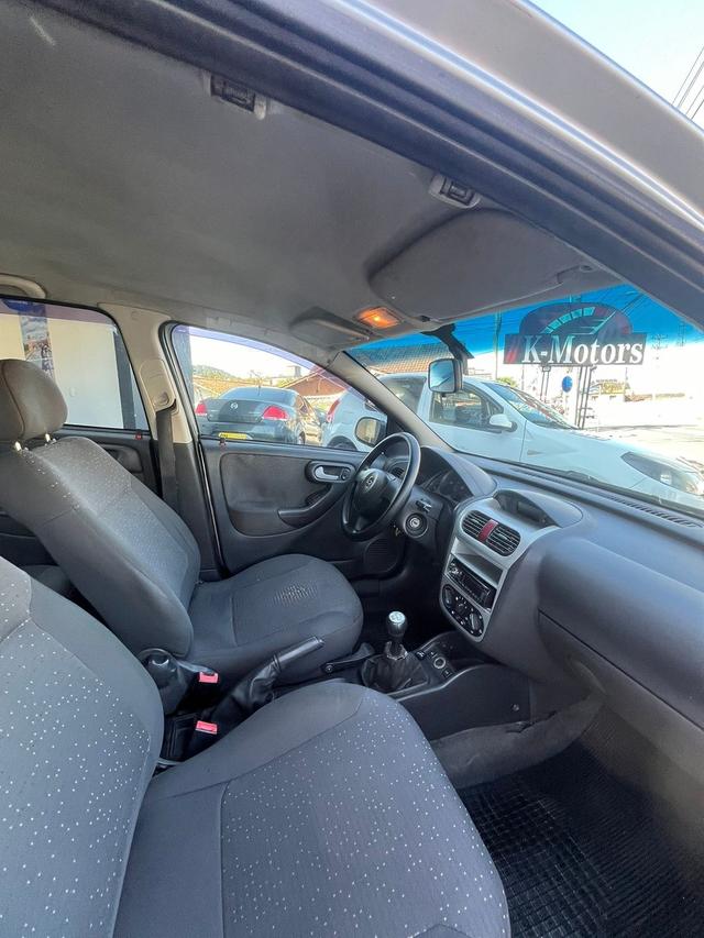 Chevrolet Corsa Sedan