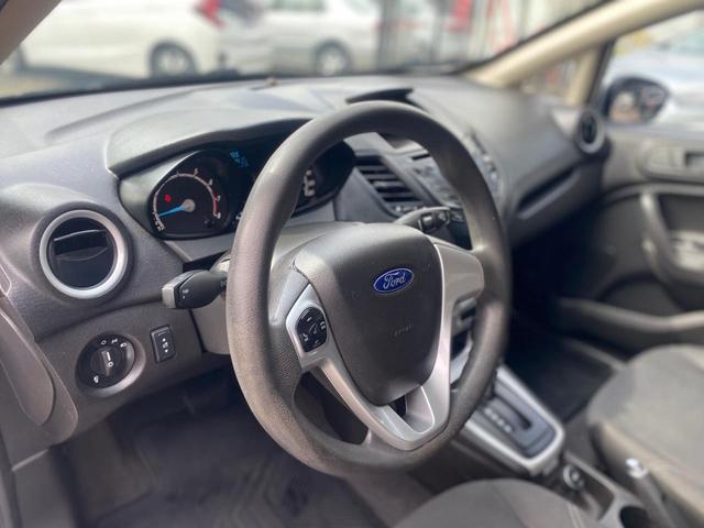 Ford Fiesta Sedan