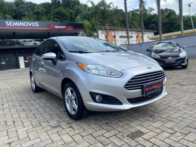 Ford Fiesta Sedan