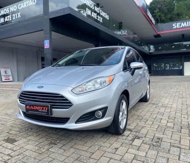 Ford Fiesta Sedan