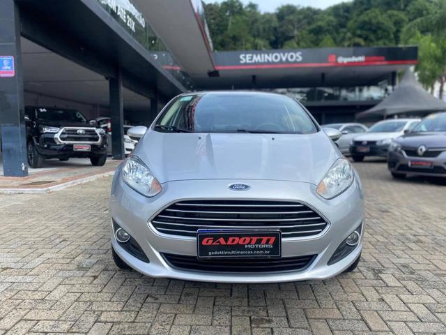 Ford Fiesta Sedan