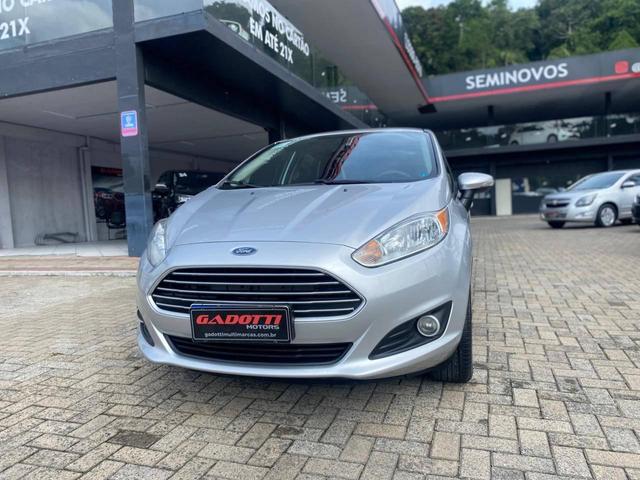 Ford Fiesta Sedan