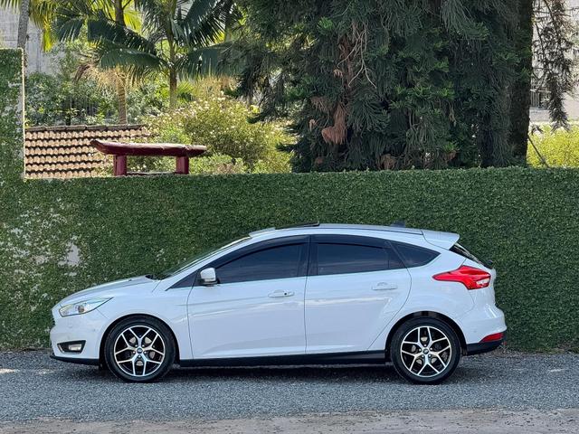 Ford Focus Hatch