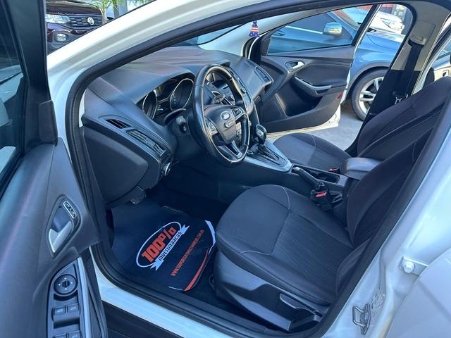 Ford Focus Sedan