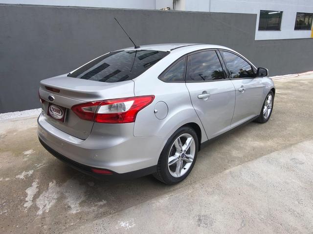 Ford Focus Sedan