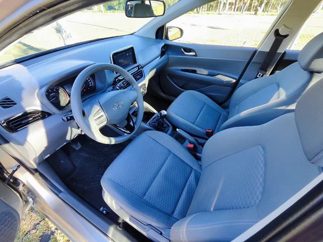 Hyundai Hb20s