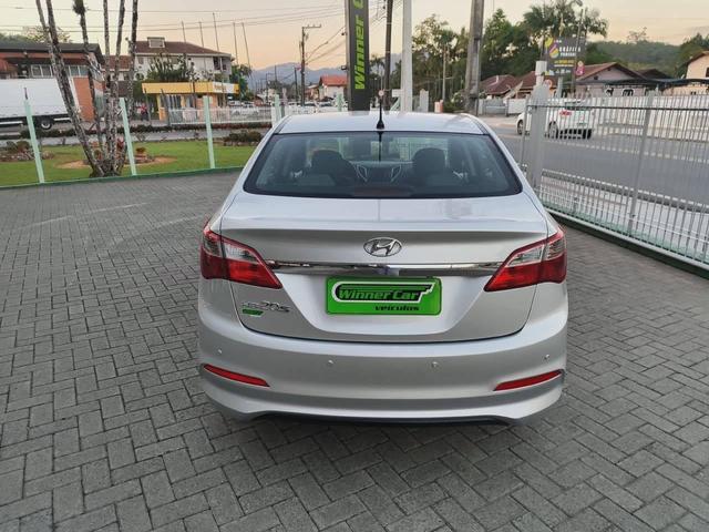 Hyundai Hb20s