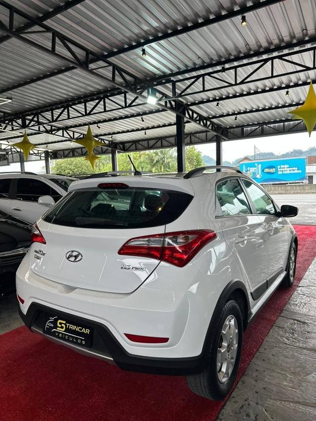 Hyundai Hb20x