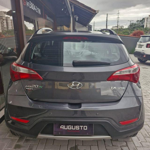 Hyundai Hb20x