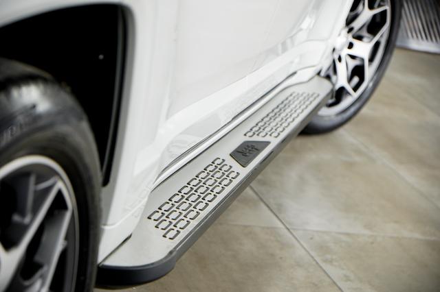 Jeep Commander