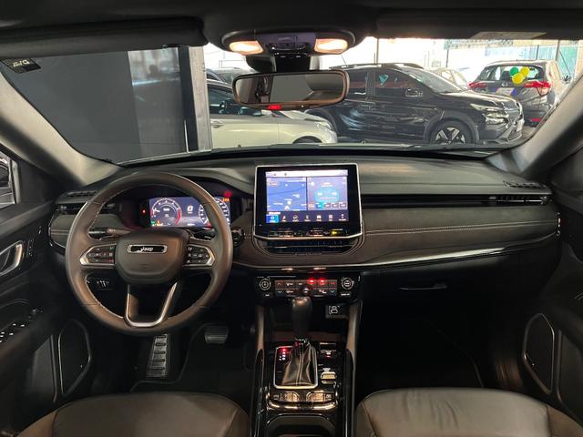 Jeep Commander