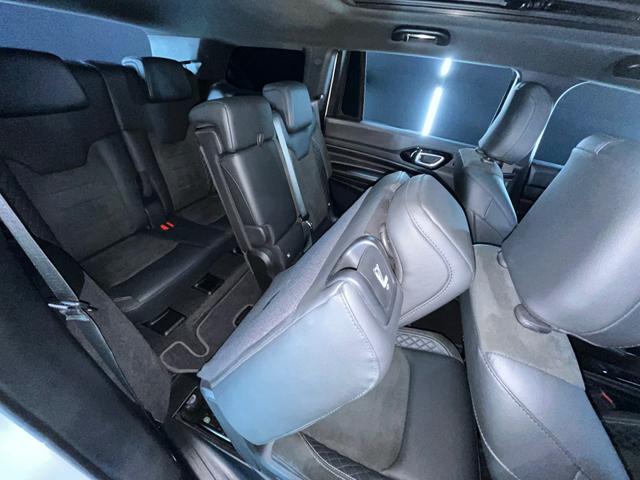 Jeep Commander
