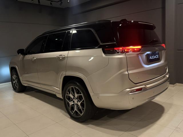 Jeep Commander