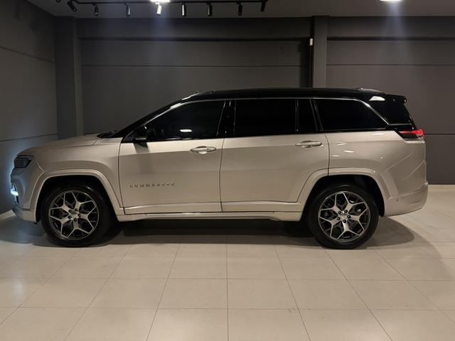 Jeep Commander
