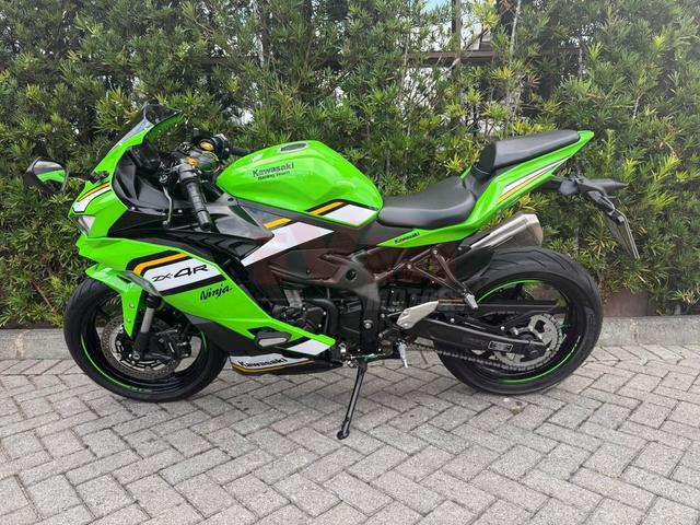 Kawasaki ZX