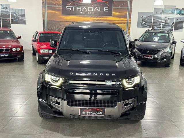 Land Rover Defender 110
