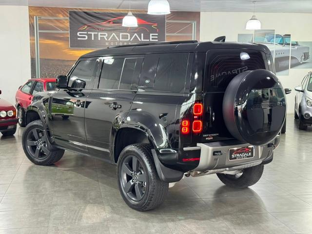 Land Rover Defender 110