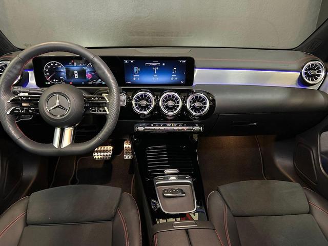 Mercedes-Benz Cla-200