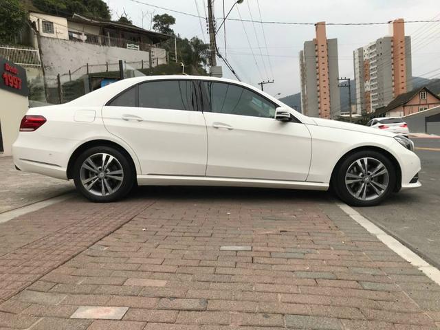 Mercedes-Benz E-250